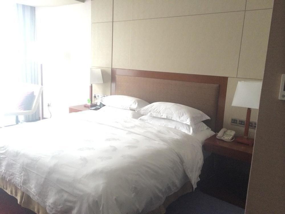 Bavaria City Hotel Beihai Luaran gambar