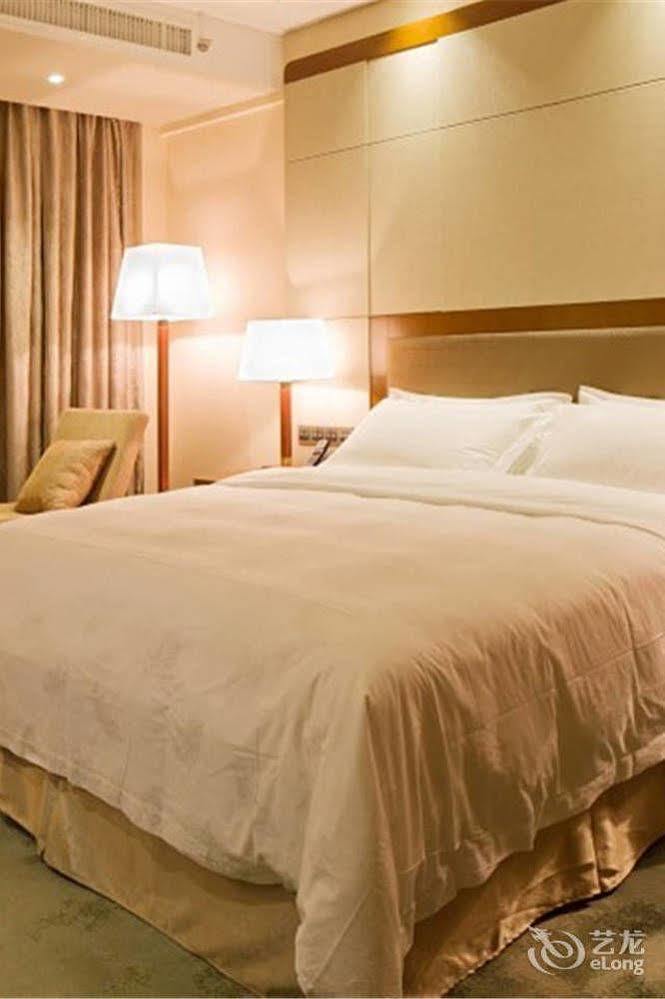 Bavaria City Hotel Beihai Luaran gambar